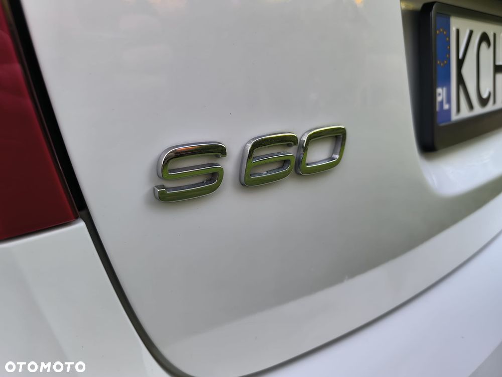 Volvo S60 D3 Summum - 9