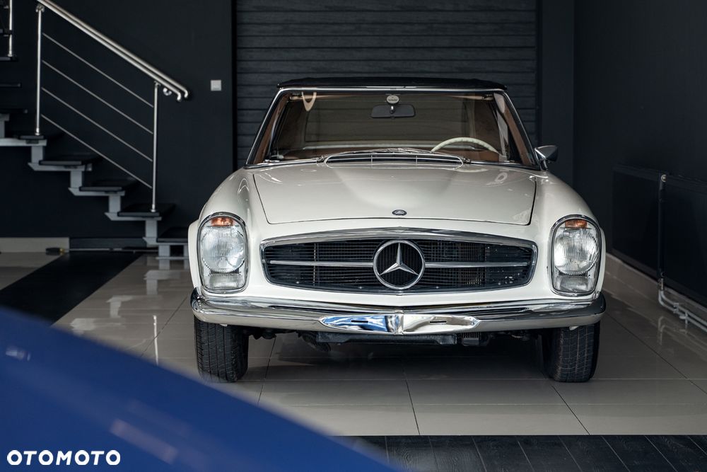 Mercedes-Benz SL - 2