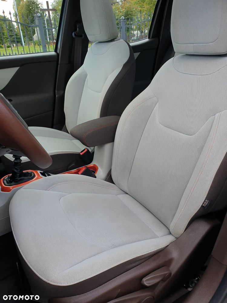 Jeep Renegade 2.0 MultiJet Active Drive Longitude - 24