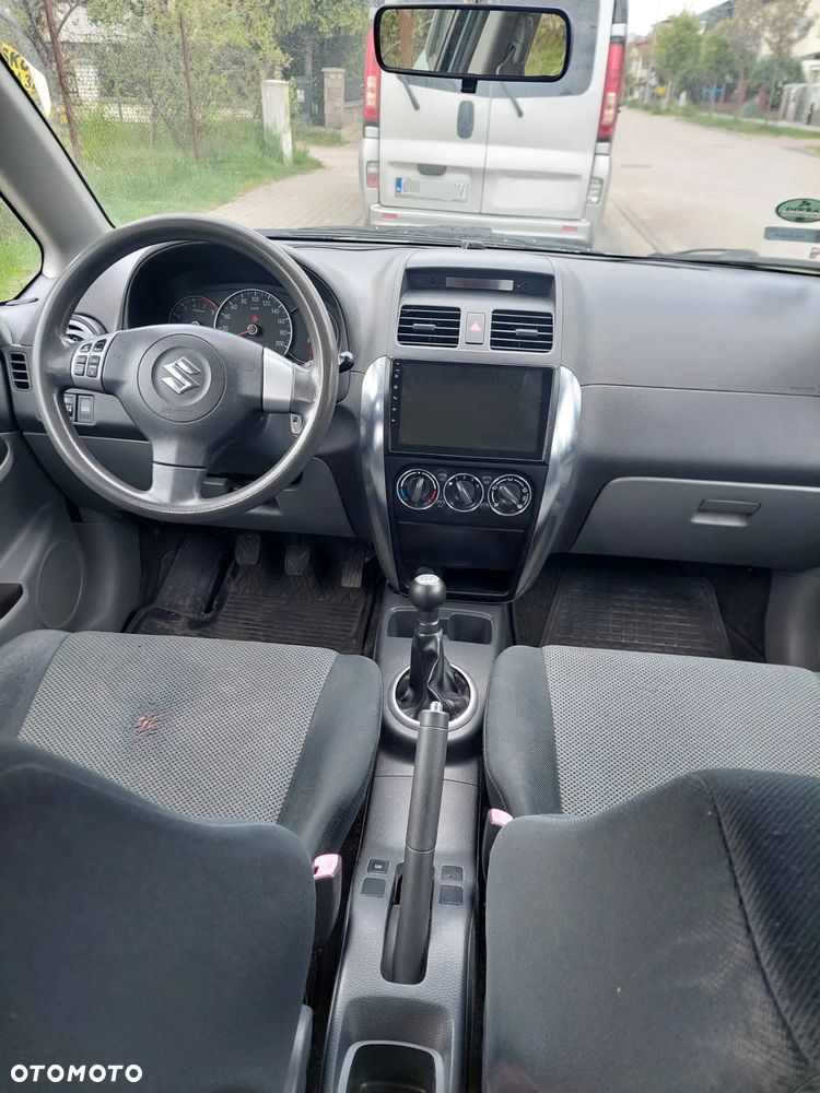 Suzuki SX4 1.6 GLX / Comfort - 16