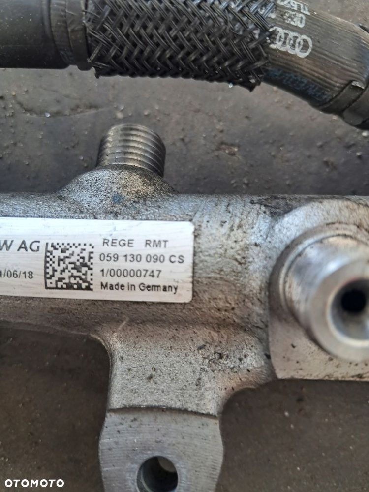 AUDI VW A6 A7 Amarok listwa wtryskowa 059130090CS - 2