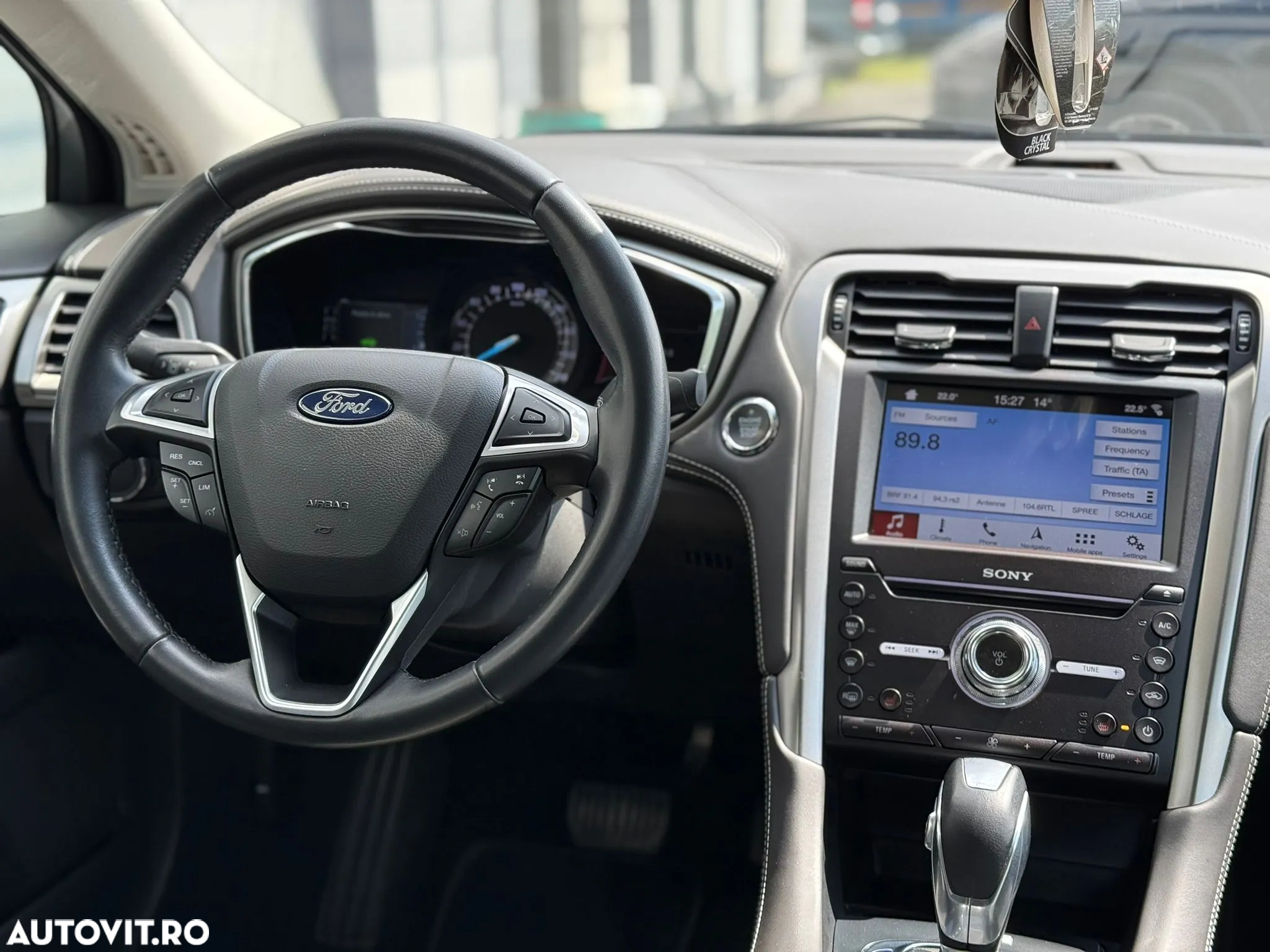 Ford Mondeo 2.0 HEV Vignale - 12