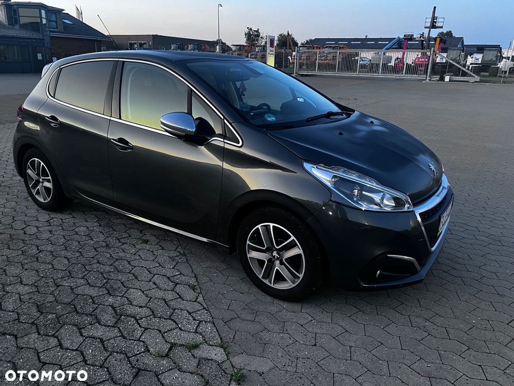 Peugeot 208 1.6 BlueHDi Active S&S - 10