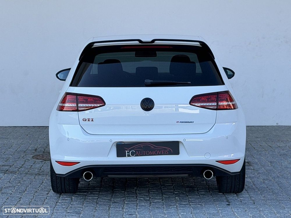 VW Golf 2.0 TSi GTi DSG Performance - 17