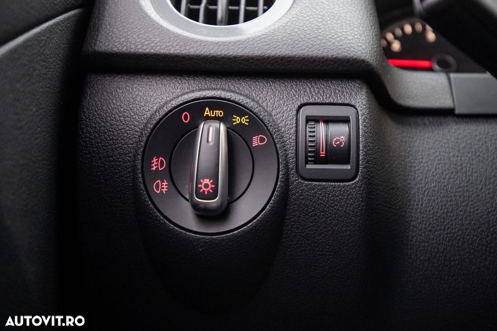 Volkswagen Tiguan 2.0 TDI 4Motion DSG BMT Sport & Style - 27