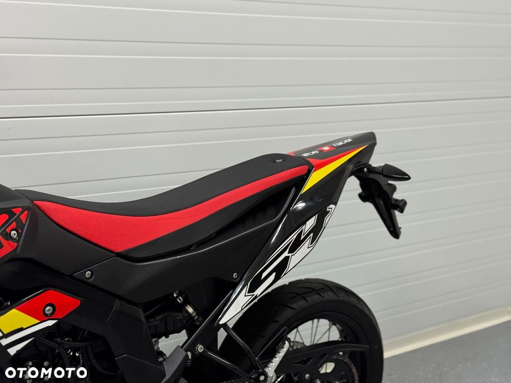 Aprilia SX - 18