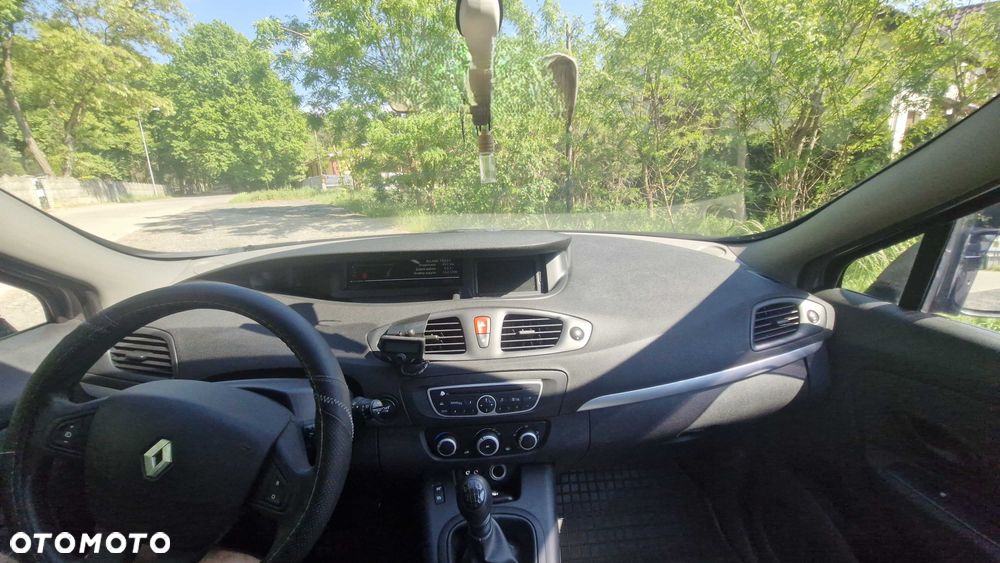Renault Scenic - 7