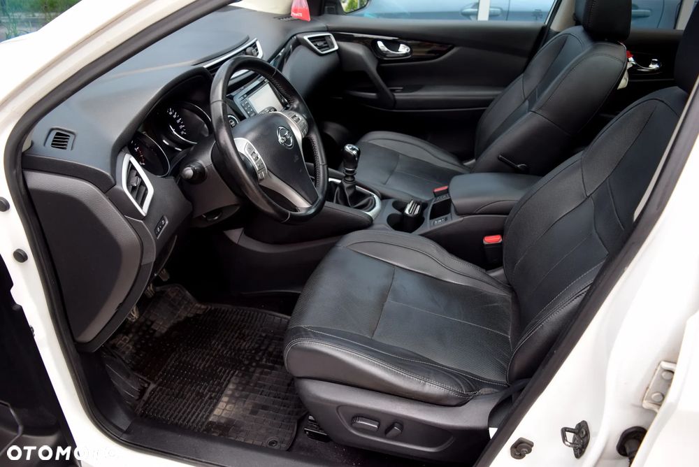 Nissan Qashqai 1.6 dCi Tekna S&S - 6