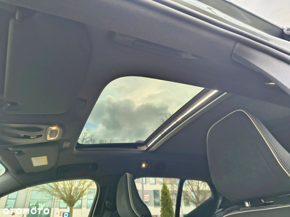 Volvo XC 40 D3 Geartronic R-Design - 23