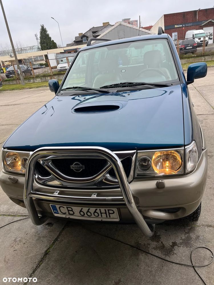 Nissan Terrano II 2.4 SE - 2