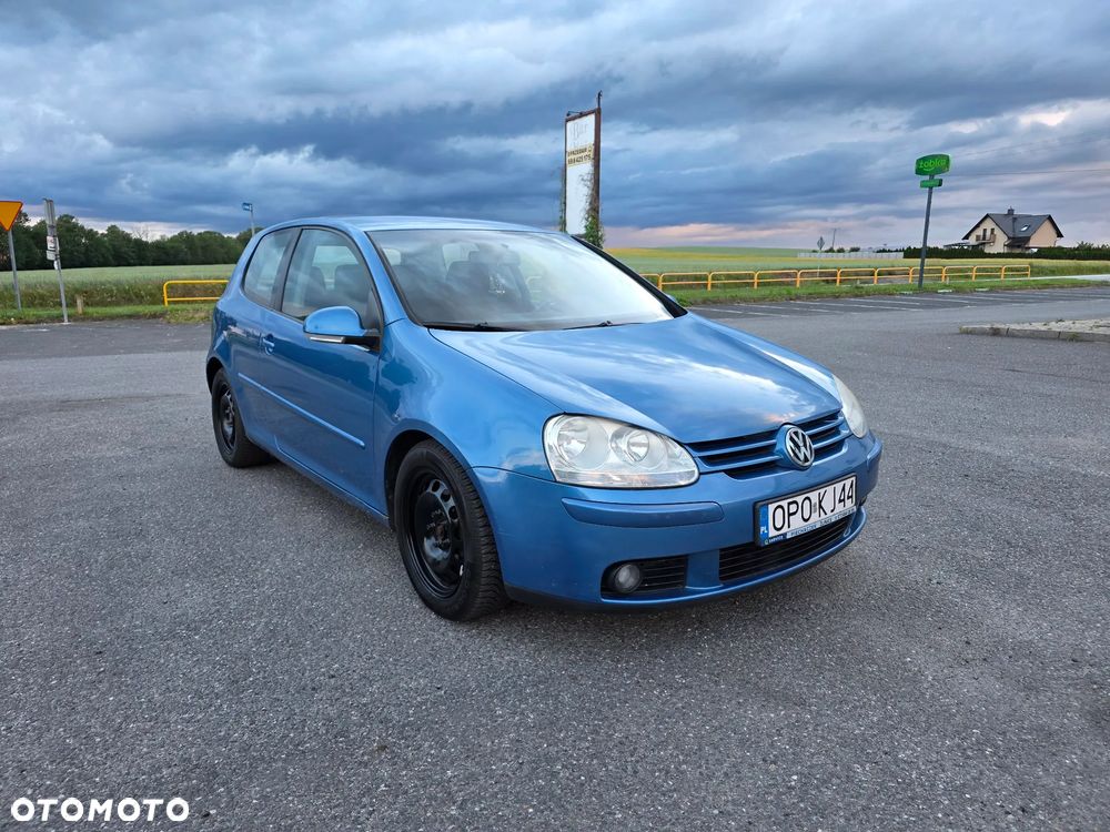Volkswagen Golf - 2