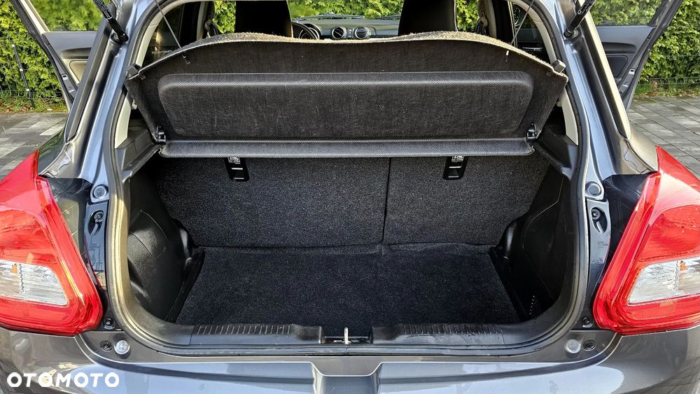 Suzuki Swift 1.2 Premium Plus - 13