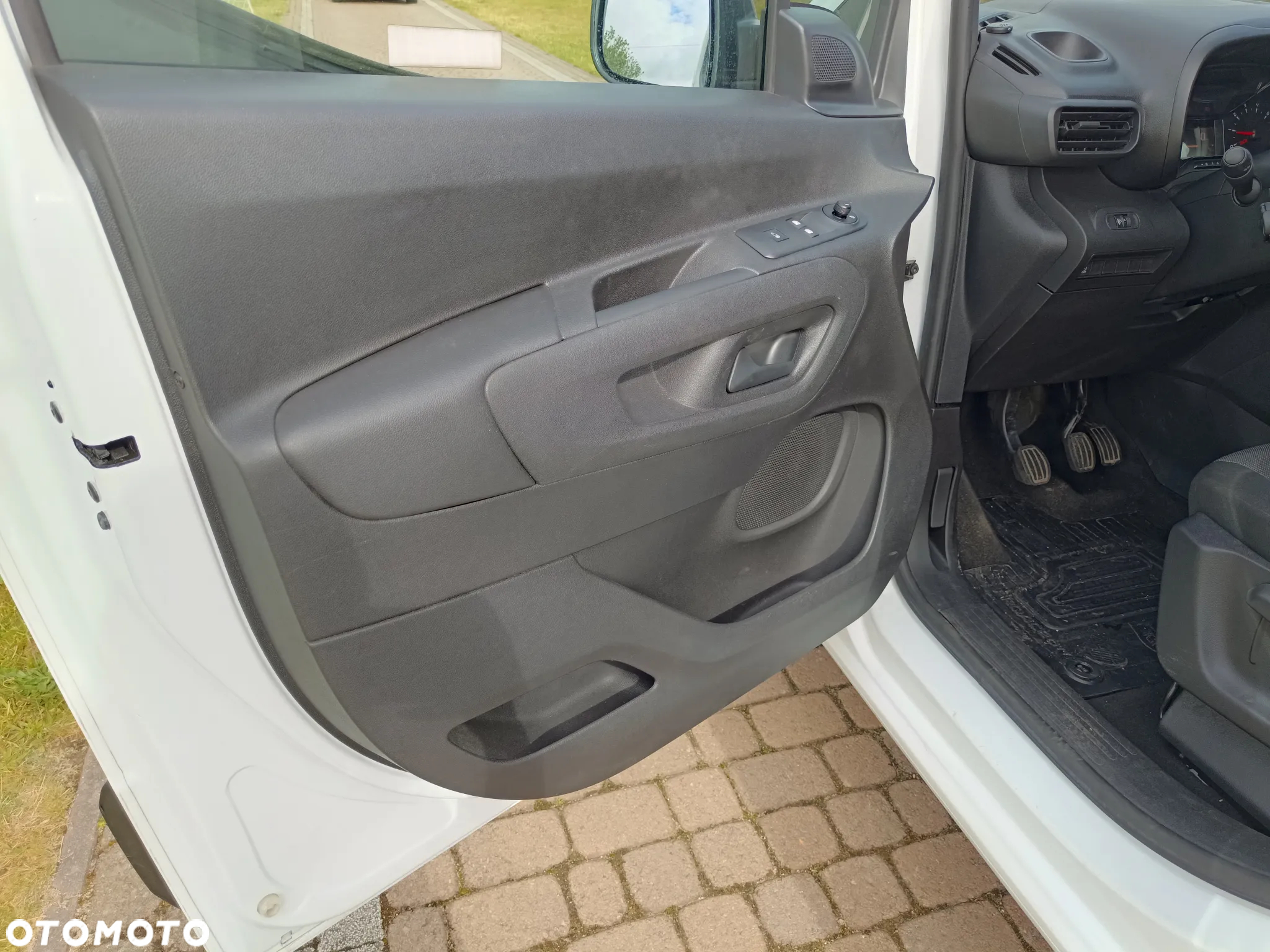 Toyota ProAce Kombi 1.5 D-4D Compact 2,6t - 23
