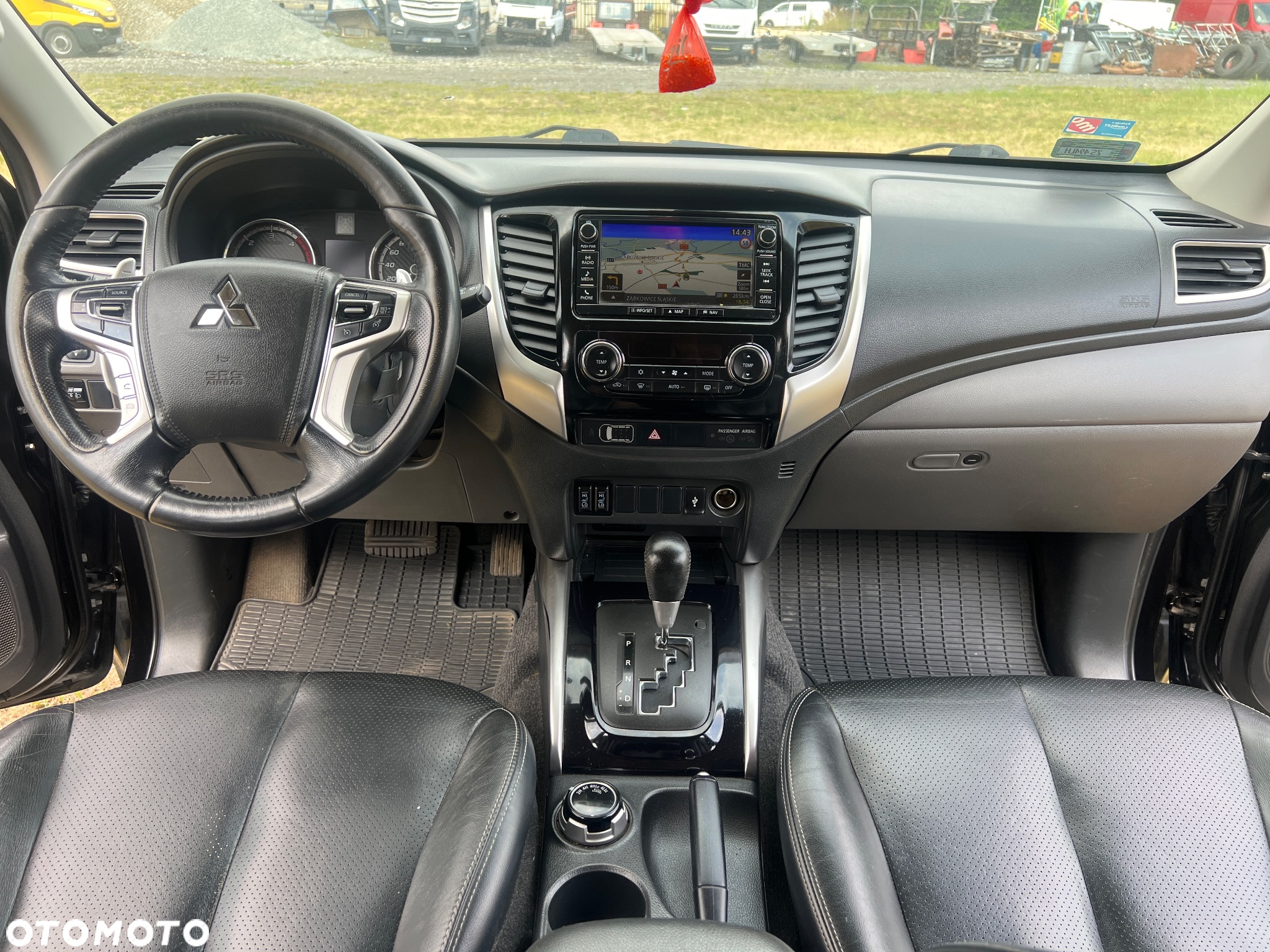 Mitsubishi L200 2.4 d DC Instyle EU6 - 12