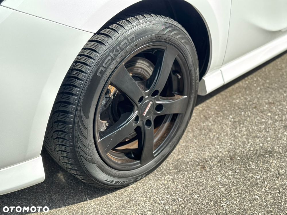 Opel Corsa 1.4 T GSi S&S - 23