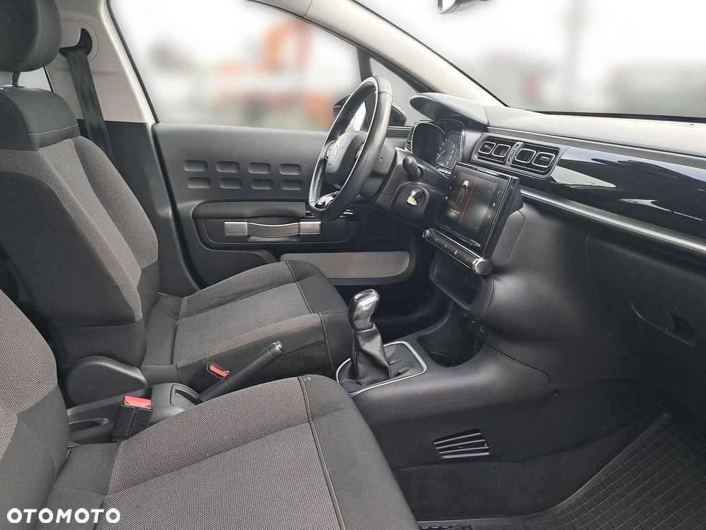 Citroën C3 1.2 PureTech Shine - 10