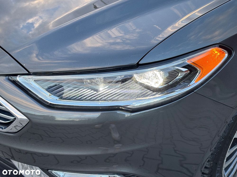 Ford Fusion 2.0 EcoBoost Titanium - 15
