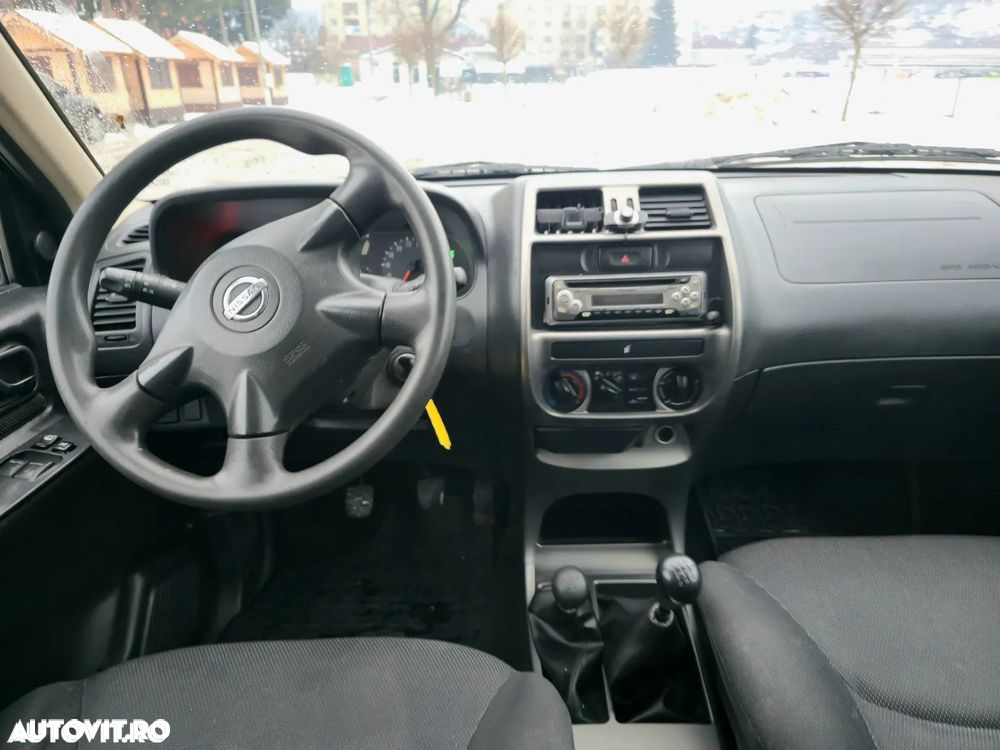 Nissan Terrano 2.7 TD Comfort - 11