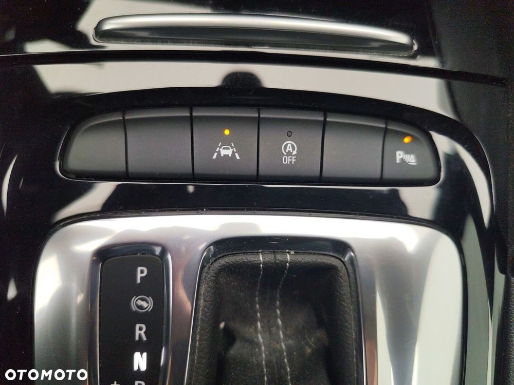 Opel Insignia - 28