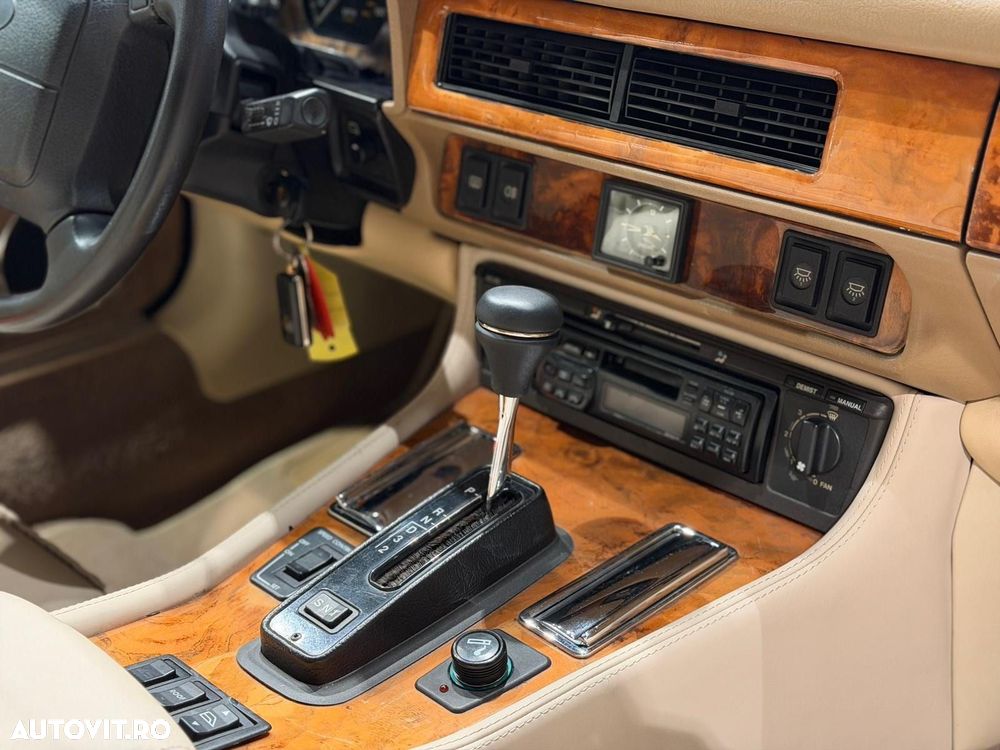 Jaguar XJS - 32