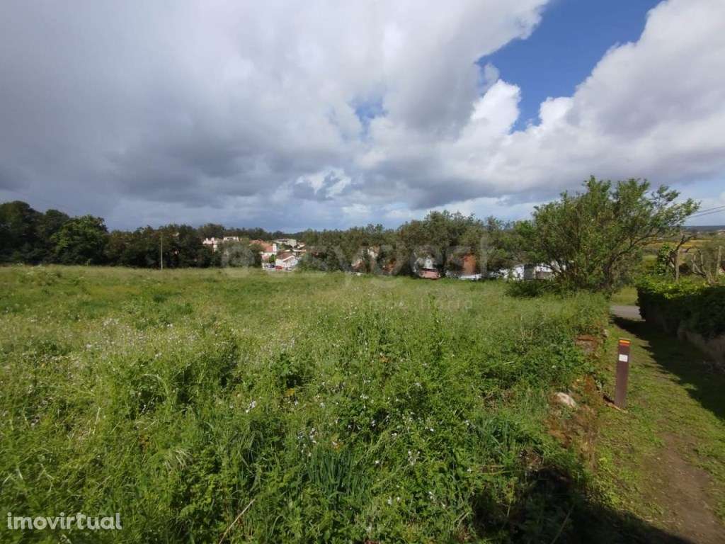 Terreno com capacidade construtiva, em altura, no centro da Vila de... - Grande imagem: 5/12