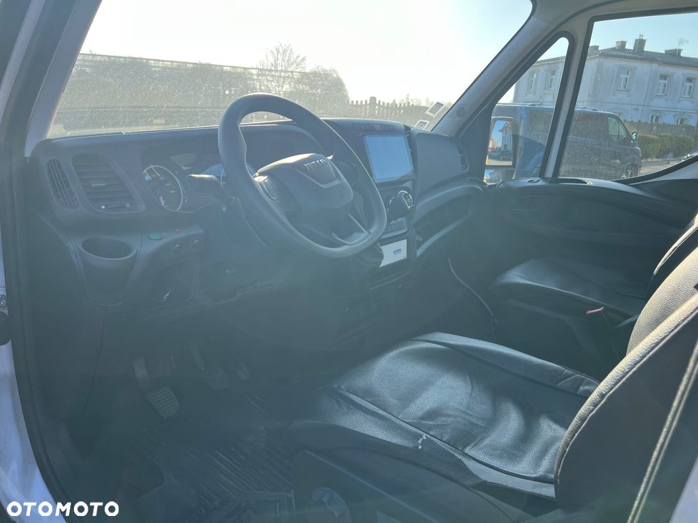 Iveco OIL&STEEL Scorpion 2112J - 14