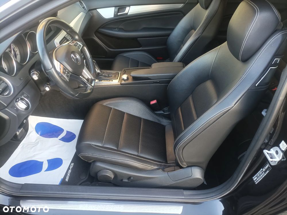 Mercedes-Benz Klasa C 180 Coupe 7G-TRONIC AMG Line - 15