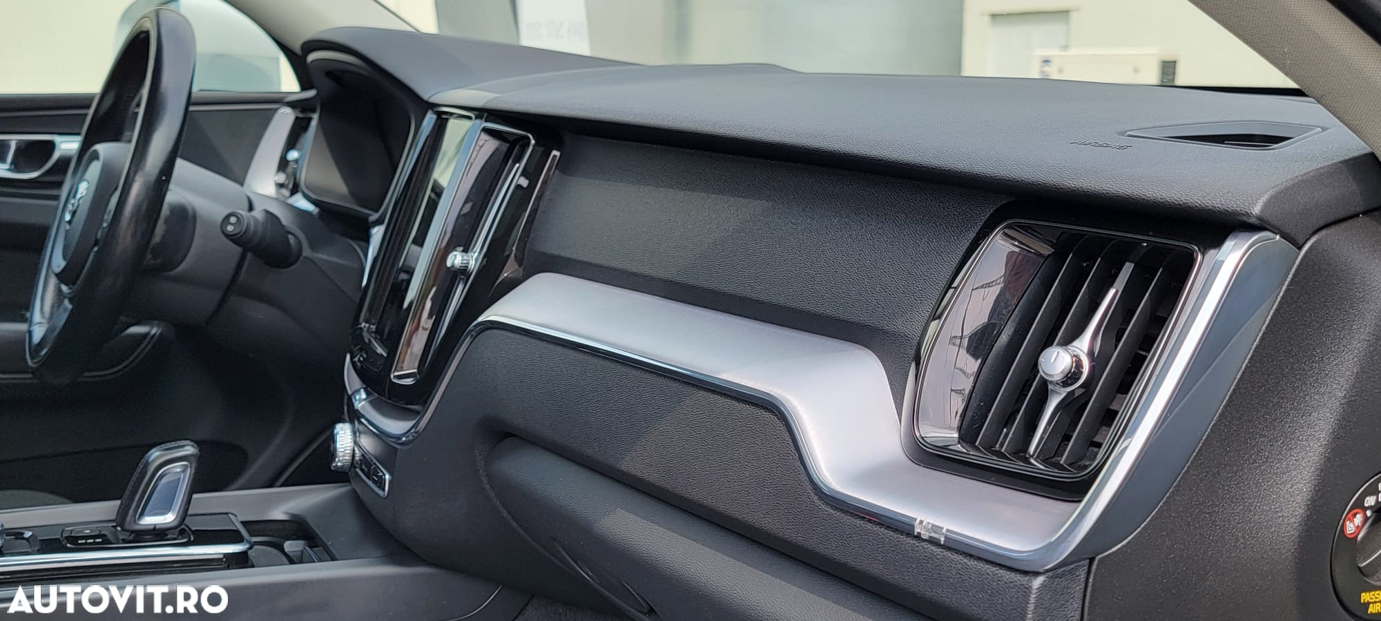 Volvo XC 60 Recharge T6 Twin Engine eAWD Inscription Expression - 17