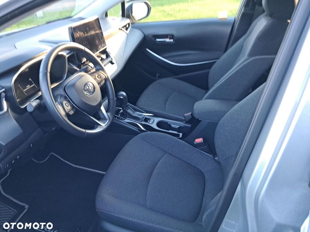 Toyota Corolla 1.8 Hybrid Comfort - 30