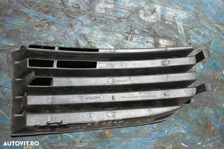 Grila bara fata dreapta Volkswagen VW Golf 5 [2003 - 2009] Hatchback - 2