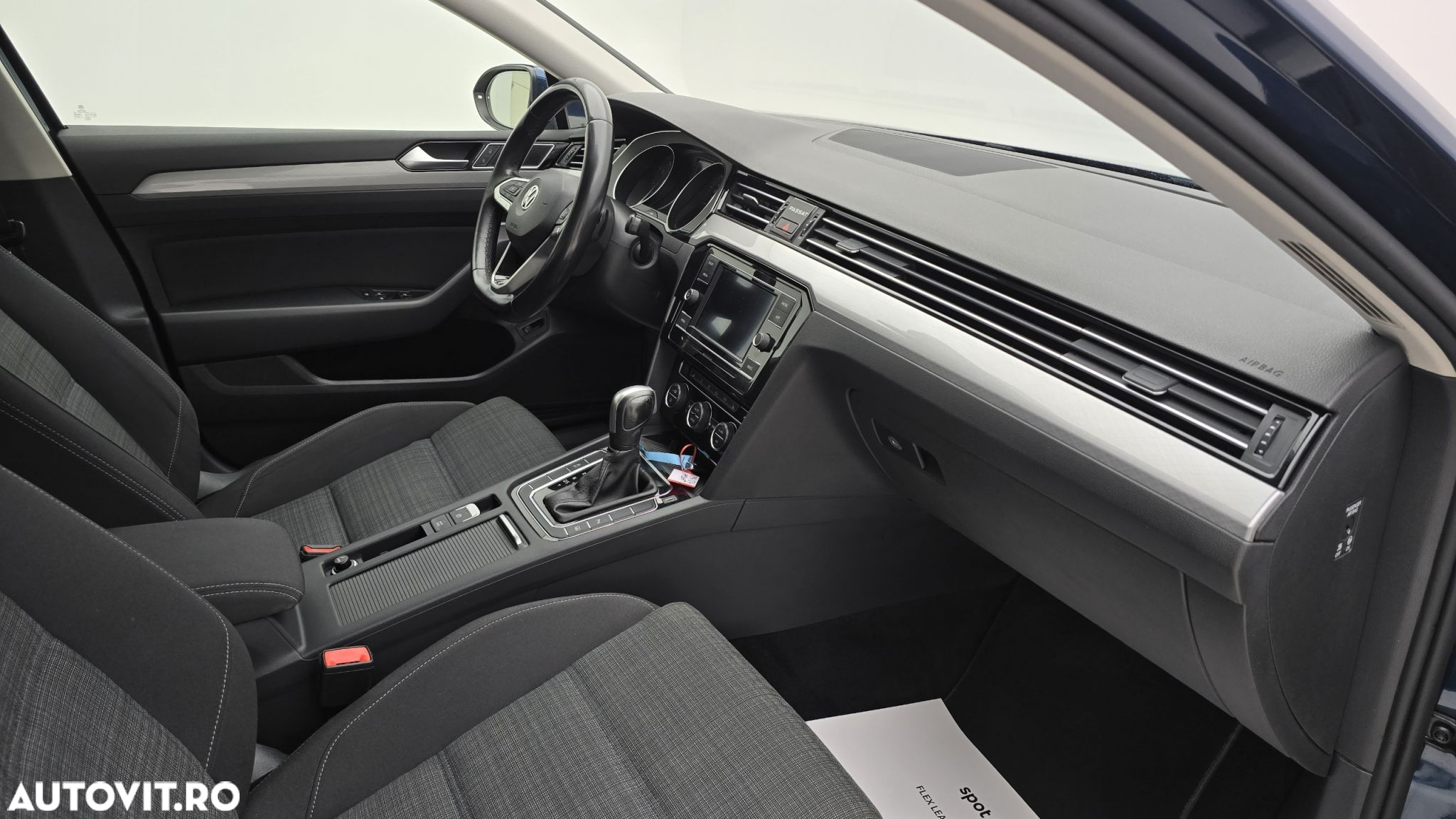 Volkswagen Passat 1.5 TSI ACT DSG Comfortline - 20