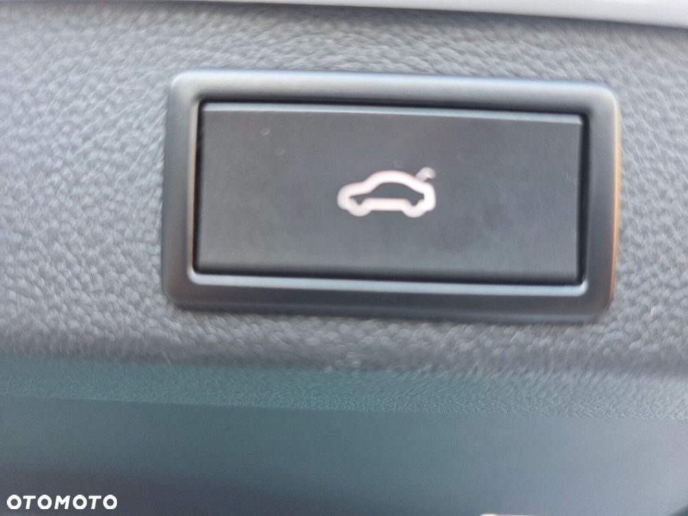 Skoda Superb 2.0 TDI Style DSG - 37