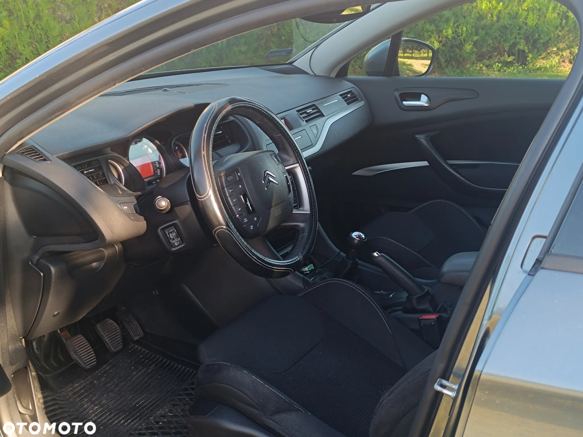 Citroën C5 2.0i 16V Dynamique - 10