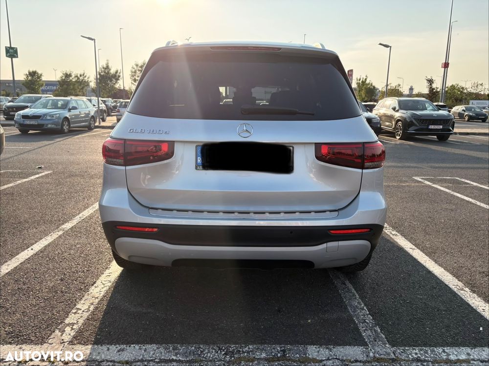 Mercedes-Benz GLB 180 d 8G-DCT - 2