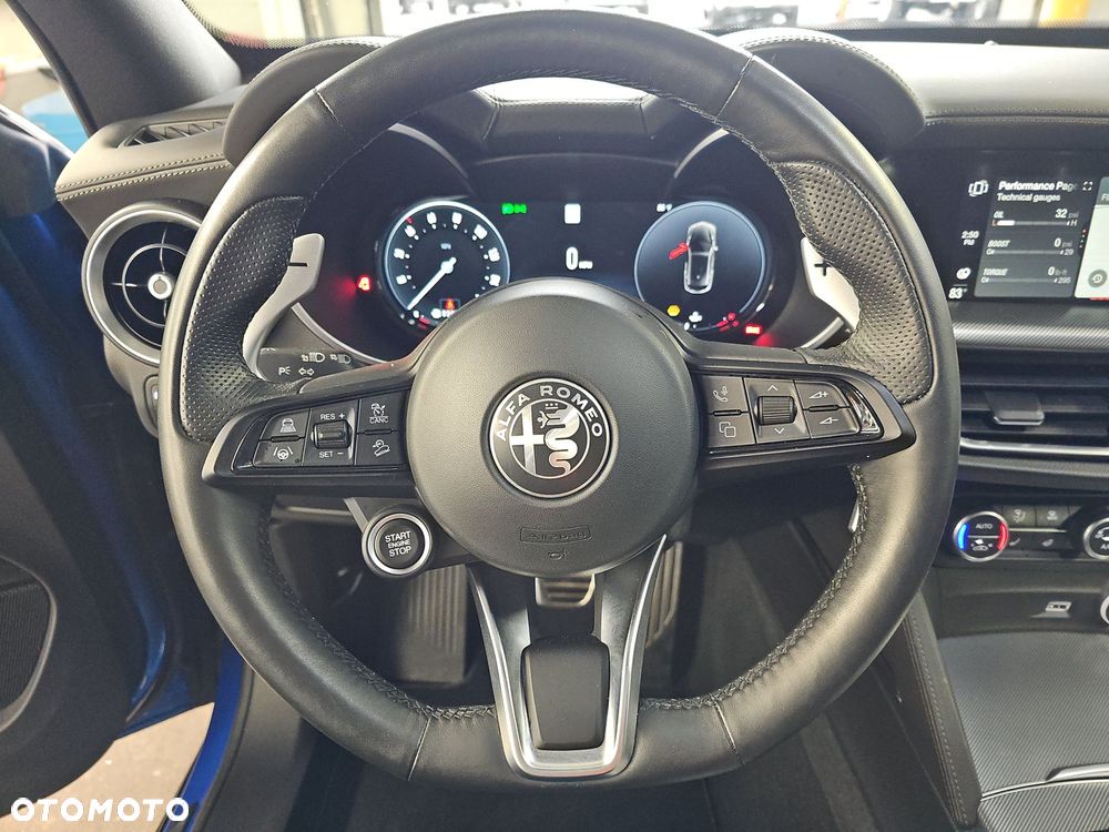 Alfa Romeo Stelvio 2.0 Turbo Veloce TI Q4 - 9