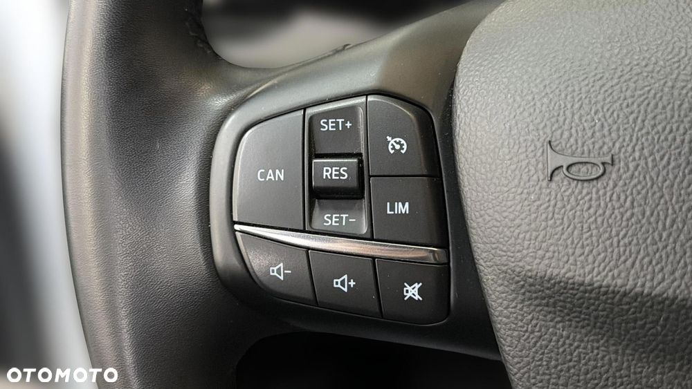 Ford Focus 1.0 EcoBoost mHEV Titanium X - 26
