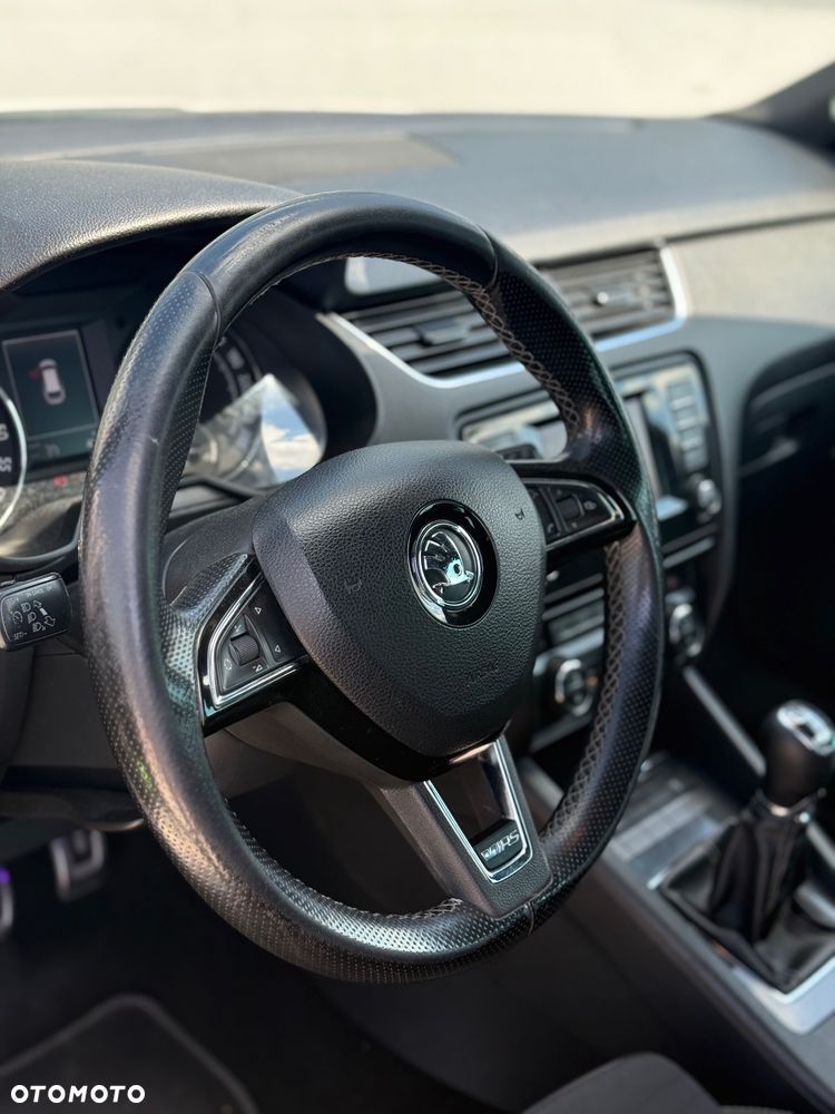 Skoda Octavia 2.0 TDI (Green tec) RS - 22