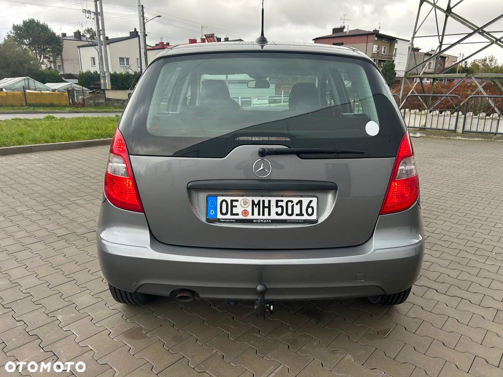 Mercedes-Benz Klasa A 180 CDI Elegance - 16