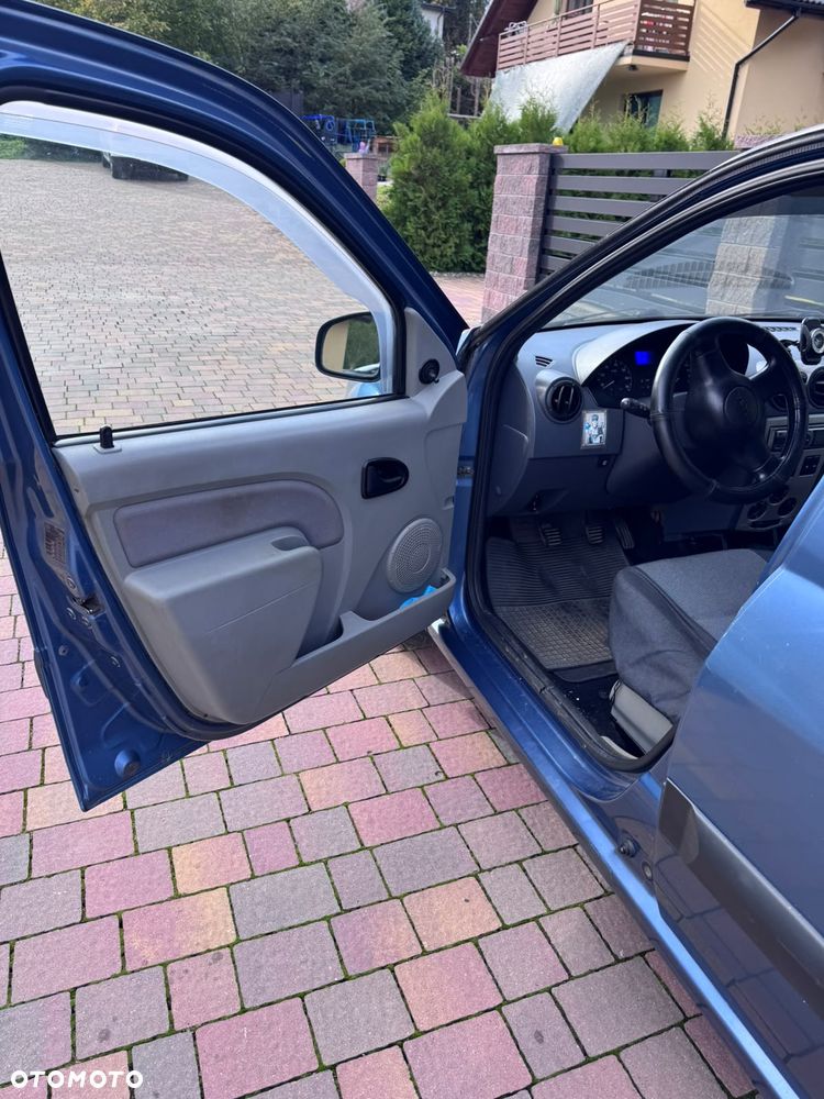 Dacia Logan - 4