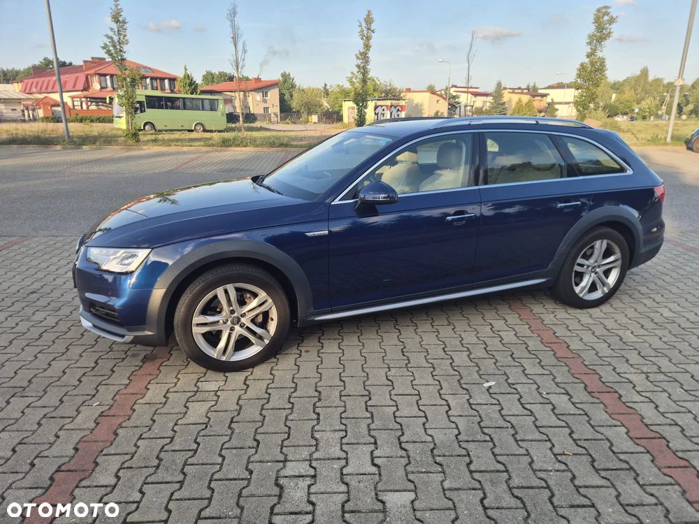 Audi A4 Allroad 2.0 TDI Quattro S tronic - 10