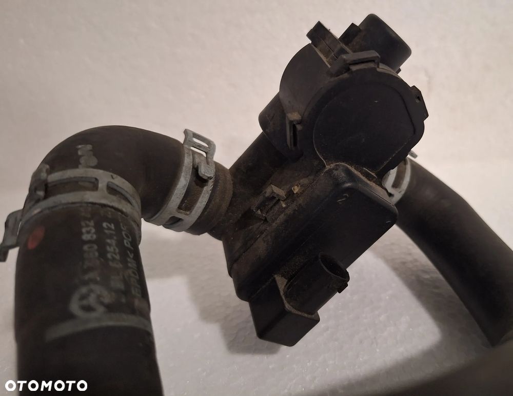 Mercedes-Benz Actros Zawór obejściowy nagrzewnicy wąż A9608300084 - 3