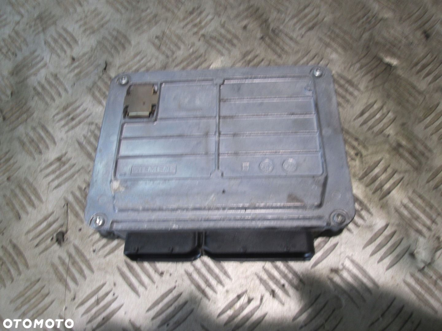 VW Golf 4 IV 01r 1.6 8V SR sterownik silnika ECU 06A 906 033 AJ - 2