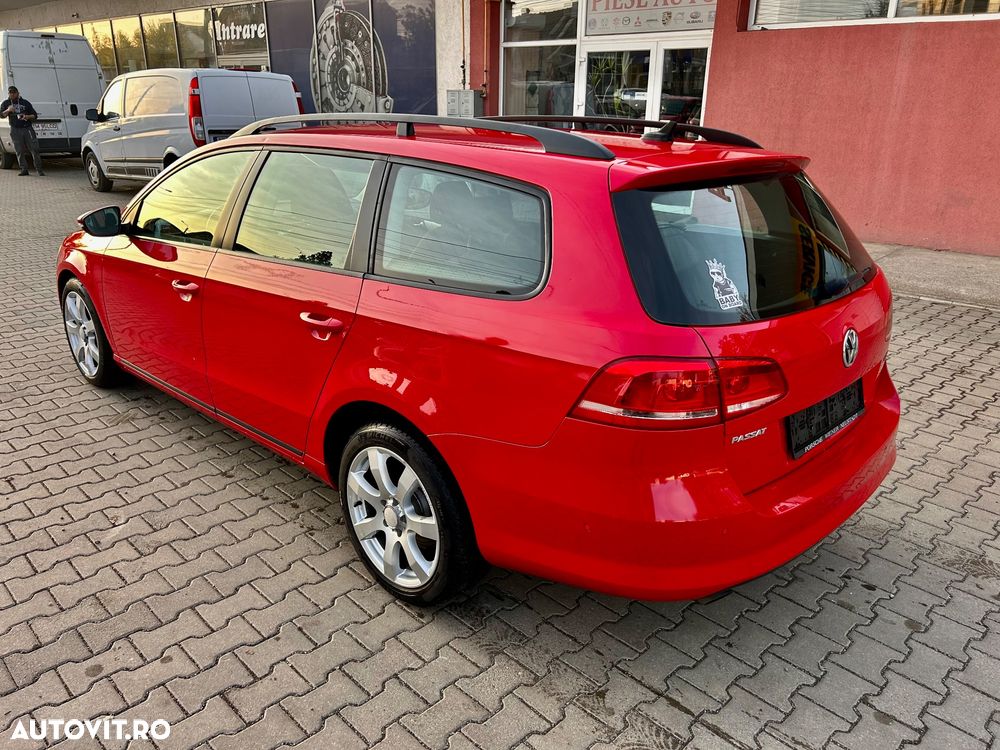 Volkswagen Passat Variant 1.6 TDI DPF BlueMotion Technology Comfortline - 4