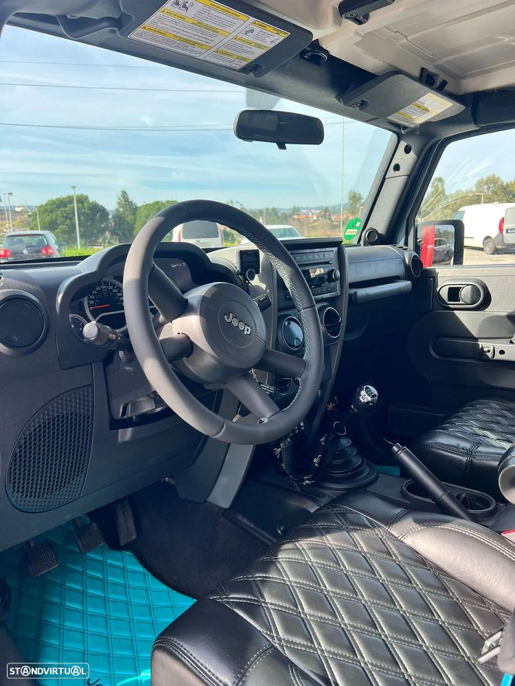 Jeep Wrangler Unlimited 2.8 CRD MTX Rubicon - 20