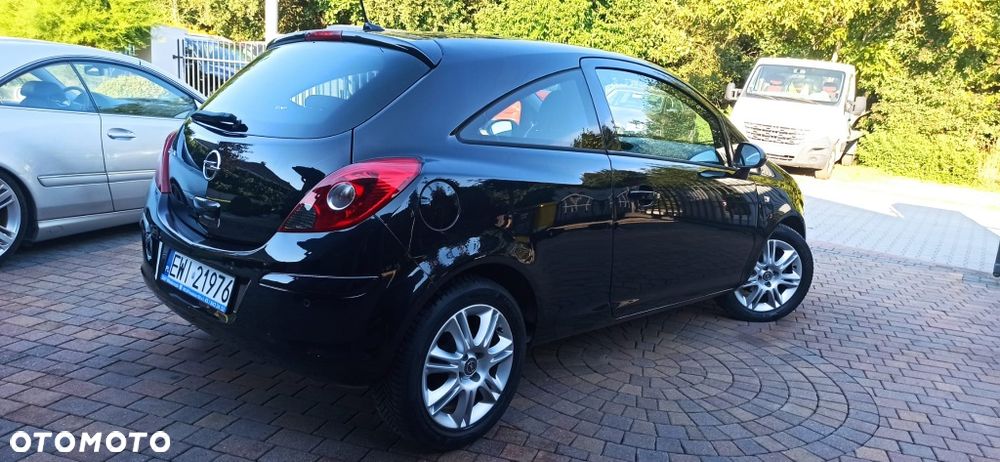 Opel Corsa - 4