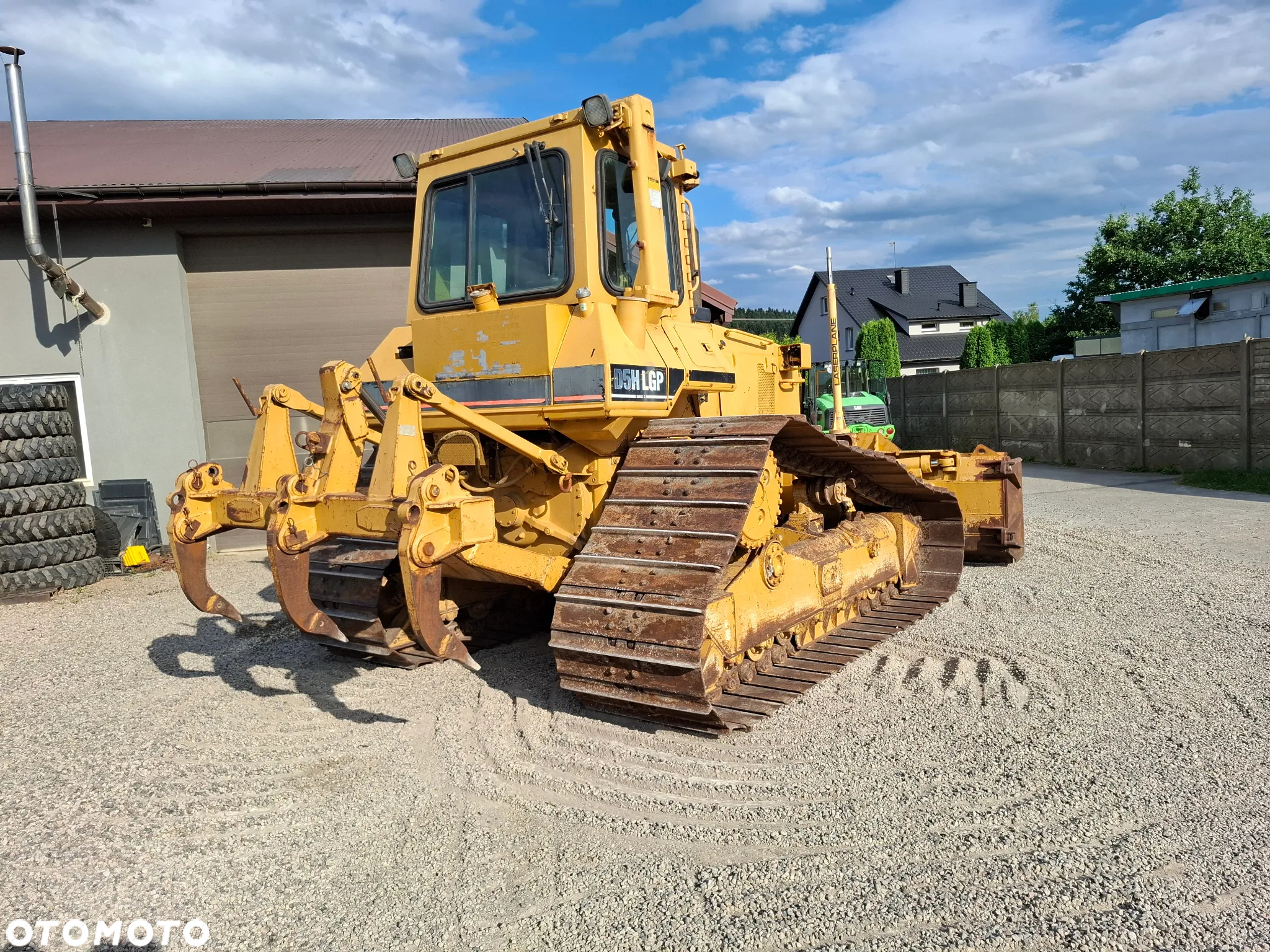 Caterpillar CAT D5H LGP - 12