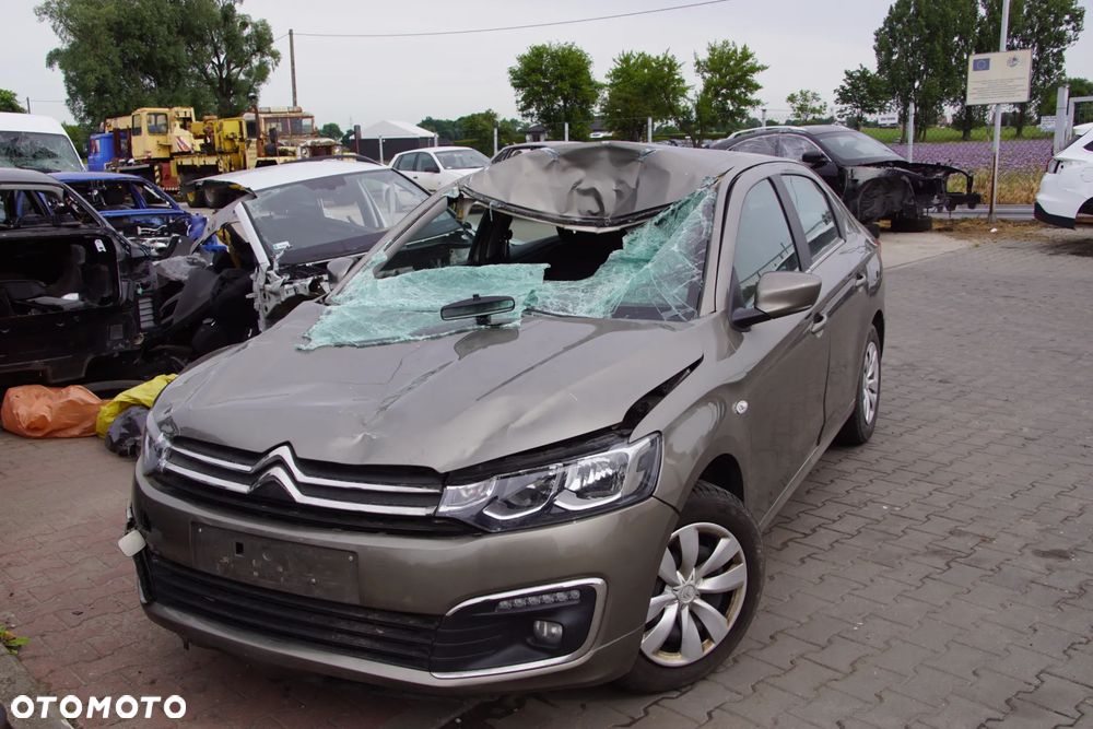 Auto na części - Citroen C-Elysee Lift 1.6 BlueHDI 99 KM BH02 20ET30 KEB 2018R Silnik Skrzynia Drzwi Błotnik Klapa Zderzak Lampa Lusterko Klamka Szyba Deska Kokpit Sterownik Moduł Czujnik Licznik Panel Kierownica - 1