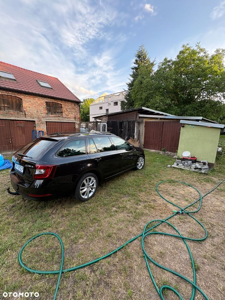 Skoda Octavia 2.0 TDI Clever - 9