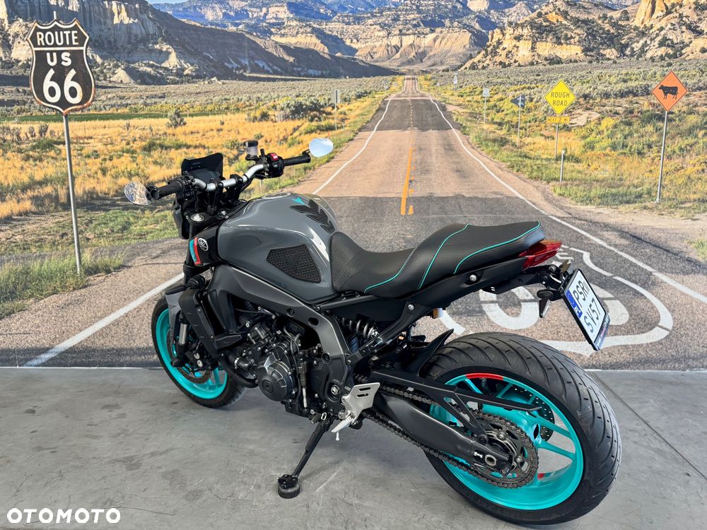 Yamaha MT - 7