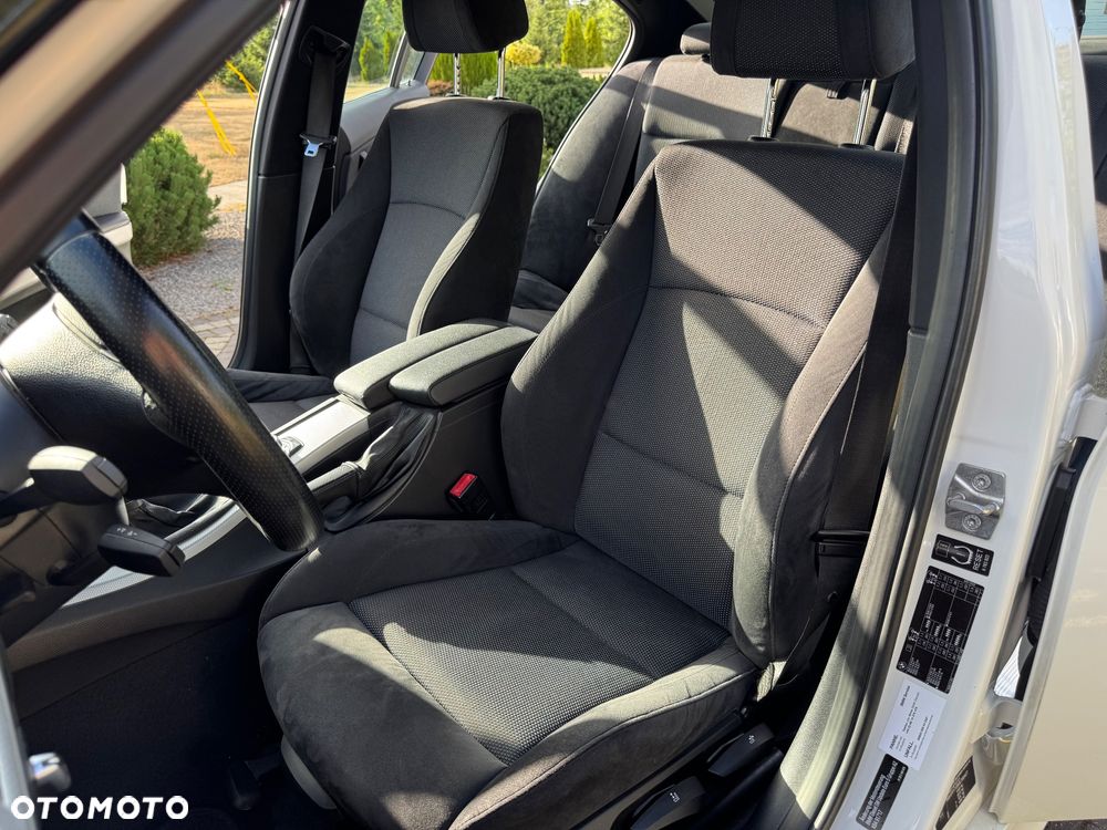 BMW Seria 3 320d M Sport EU6 - 21
